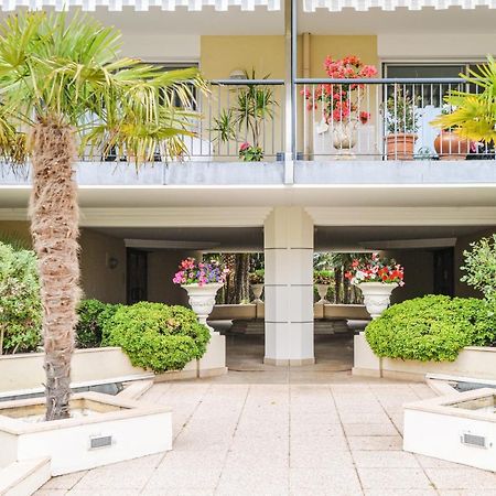 Le Lido - Piscine, Proche Plage Cagnes-sur-Mer Luaran gambar